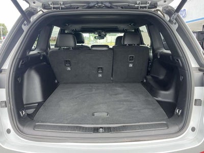 2023 Jeep Grand Cherokee Laredo 4x4