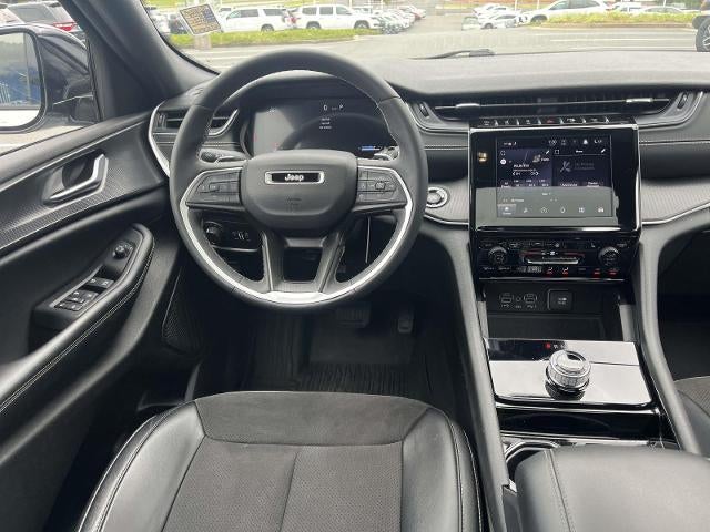 2023 Jeep Grand Cherokee Laredo 4x4