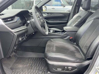2023 Jeep Grand Cherokee Laredo 4x4