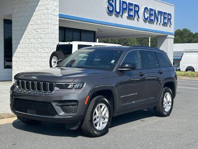 2025 Jeep Grand Cherokee Laredo 4x4