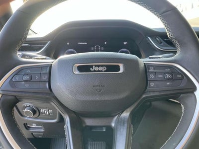 2023 Jeep Grand Cherokee L Laredo 4x2