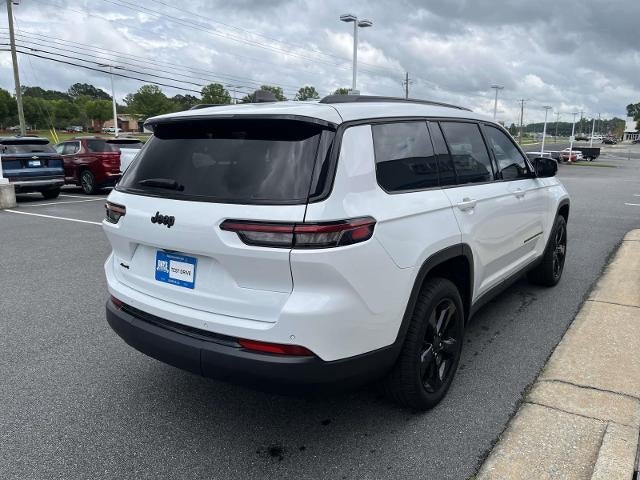 2023 Jeep Grand Cherokee L Laredo 4x4
