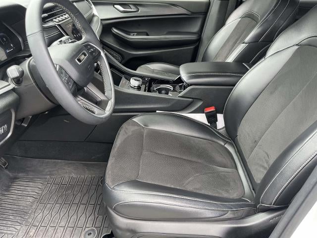 2023 Jeep Grand Cherokee L Laredo 4x4
