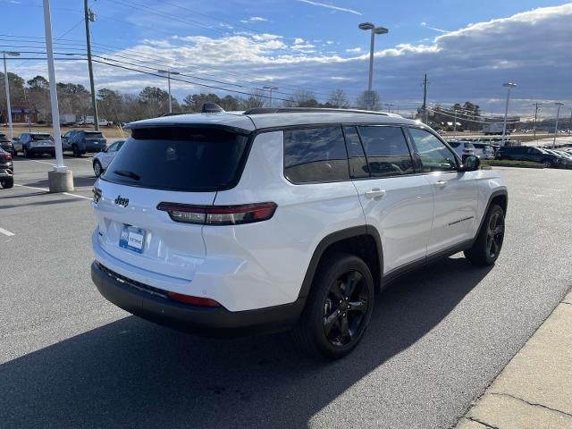 2025 Jeep Grand Cherokee L Laredo 4x4