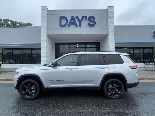 2025 Jeep Grand Cherokee L Laredo 4x4