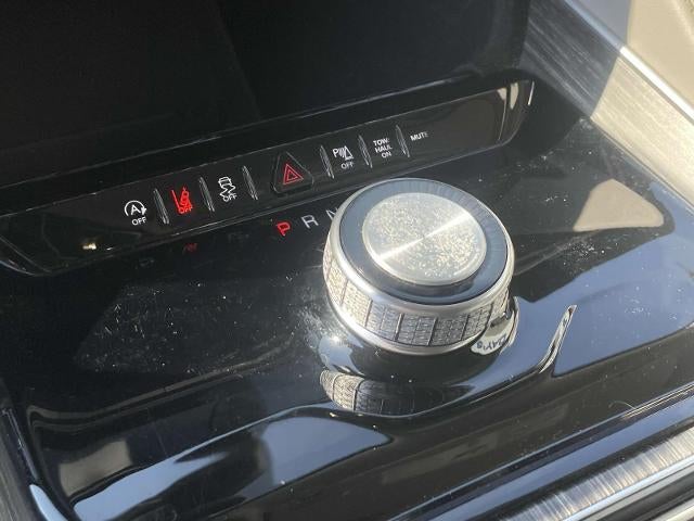 2024 Jeep Wagoneer Series II 4x2