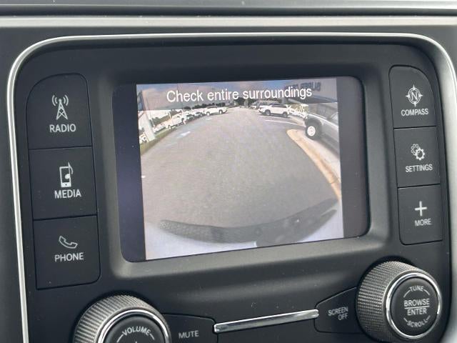 2022 RAM 1500 Classic SLT 4x4 Quad Cab 6'4" Box