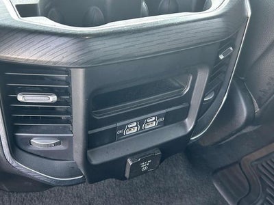 2024 RAM 1500 Laramie 4x2 Crew Cab 5'7" Box