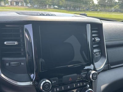 2024 RAM 1500 Laramie 4x2 Crew Cab 5'7" Box