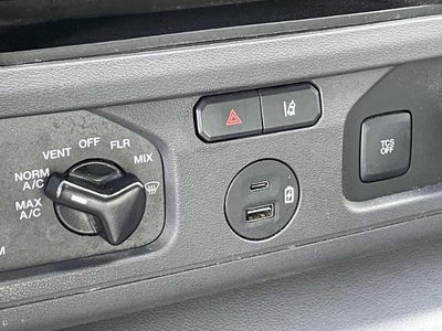 2023 Ford E-Series Cutaway E-350 SRW 138" WB