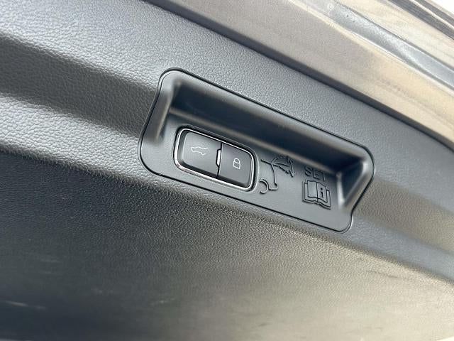 2023 Ford Explorer Platinum 4WD