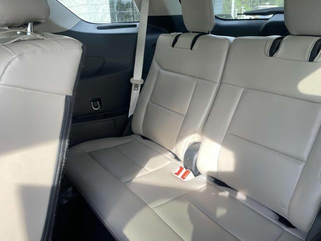 2024 Ford Explorer XLT RWD