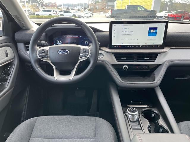 2025 Ford Explorer Active 4WD