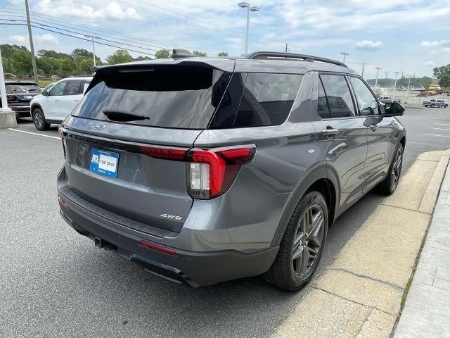2025 Ford Explorer ST-Line 4WD