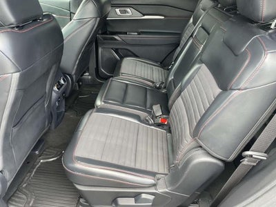 2025 Ford Explorer ST-Line 4WD