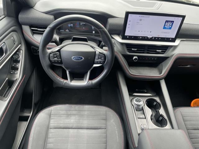 2025 Ford Explorer ST-Line 4WD