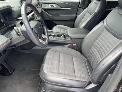 2025 Ford Explorer ST-Line 4WD