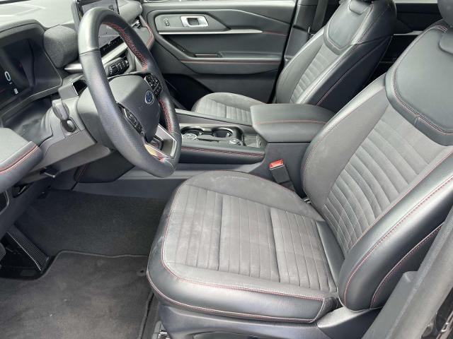 2025 Ford Explorer ST-Line 4WD