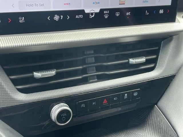 2025 Ford Explorer ST-Line 4WD