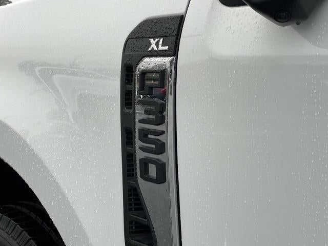 2023 Ford Super Duty F-350 SRW XL 2WD Crew Cab 6.75' Box