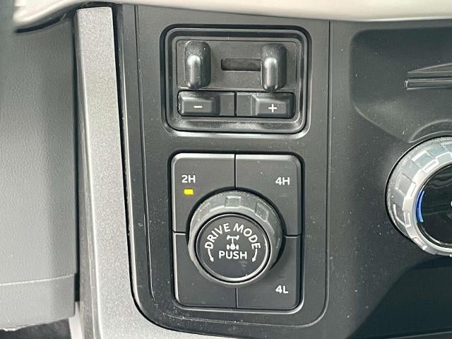 2023 Ford F-150 XL 4WD SuperCrew 5.5' Box