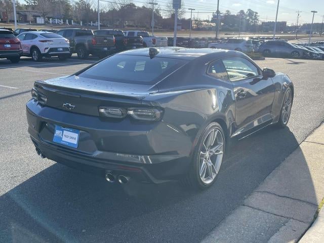 2021 Chevrolet Camaro 2dr Coupe 1LT