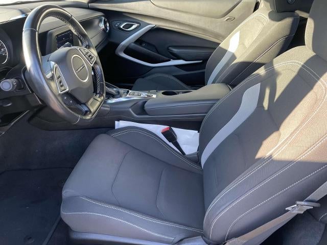 2021 Chevrolet Camaro 2dr Coupe 1LT