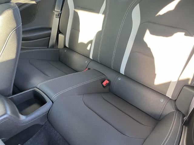 2021 Chevrolet Camaro 2dr Coupe 1LT