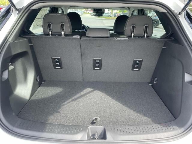 2027 Chevrolet Bolt FWD 4dr LT
