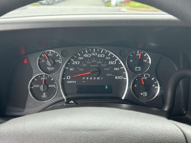 2025 Chevrolet Express Passenger 3500 Extended Wheelbase Rear-Wheel Drive 1LS