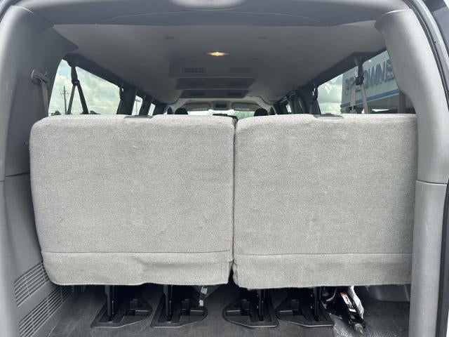 2025 Chevrolet Express Passenger 3500 Extended Wheelbase Rear-Wheel Drive 1LS