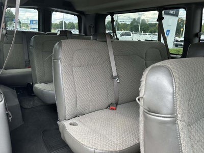 2025 Chevrolet Express Passenger 3500 Extended Wheelbase Rear-Wheel Drive 1LS
