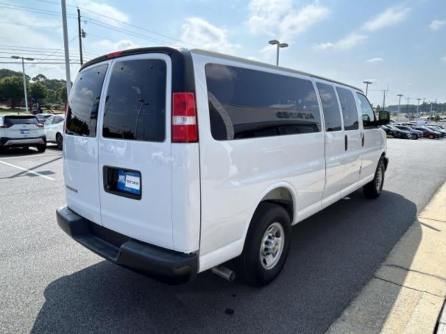 2025 Chevrolet Express Passenger 3500 Extended Wheelbase Rear-Wheel Drive 1LS