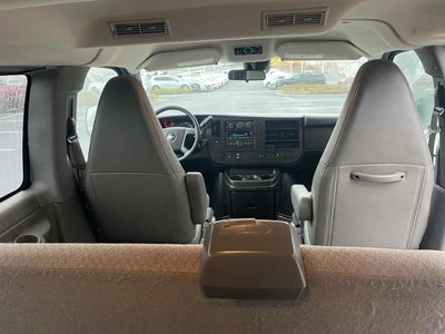 2019 Chevrolet Express Passenger 3500 3500 Extended Wheelbase Rear-Wheel Drive 1LT