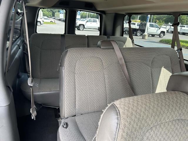 2024 Chevrolet Express Passenger 3500 3500 Extended Wheelbase Rear-Wheel Drive 1LT