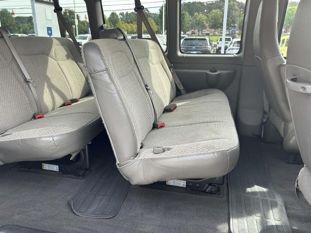2024 Chevrolet Express Passenger 3500 3500 Extended Wheelbase Rear-Wheel Drive 1LT