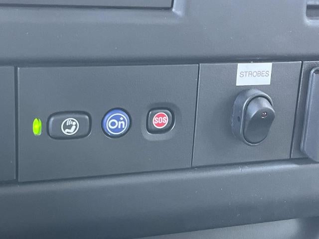 2025 Chevrolet Express Cutaway 3500 3500 Van 139"