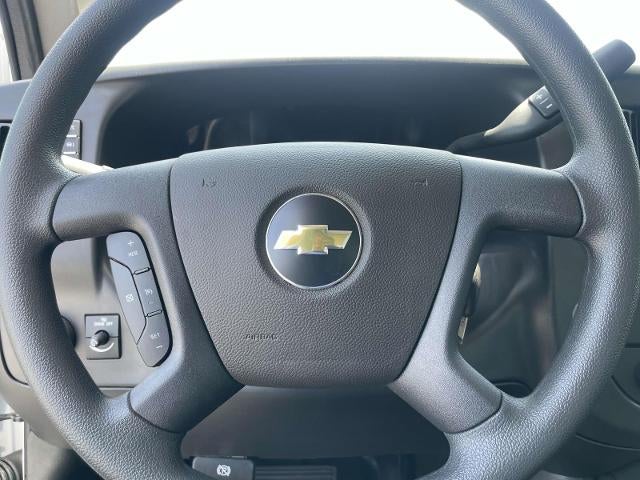 2025 Chevrolet Express Cutaway 3500 3500 Van 139"