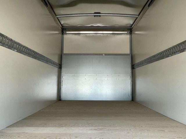 2025 Chevrolet Express Cutaway 3500 3500 Van 139"