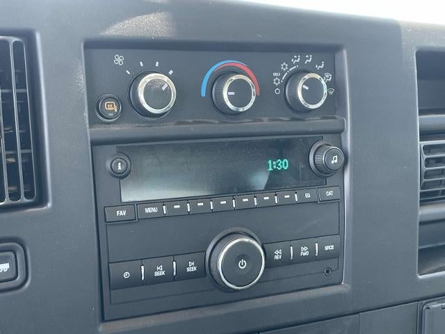2025 Chevrolet Express Cutaway 3500 3500 Van 139"
