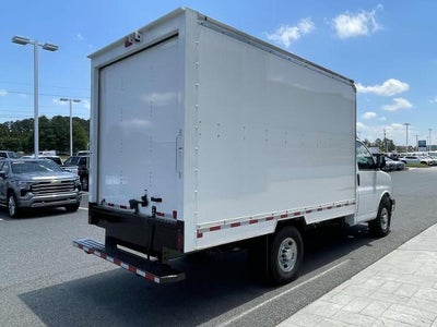 2025 Chevrolet Express Cutaway 3500 3500 Van 139"
