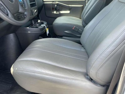 2025 Chevrolet Express Cutaway 3500 3500 Van 139"