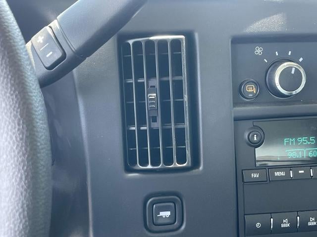 2025 Chevrolet Express Cutaway 3500 3500 Van 139"