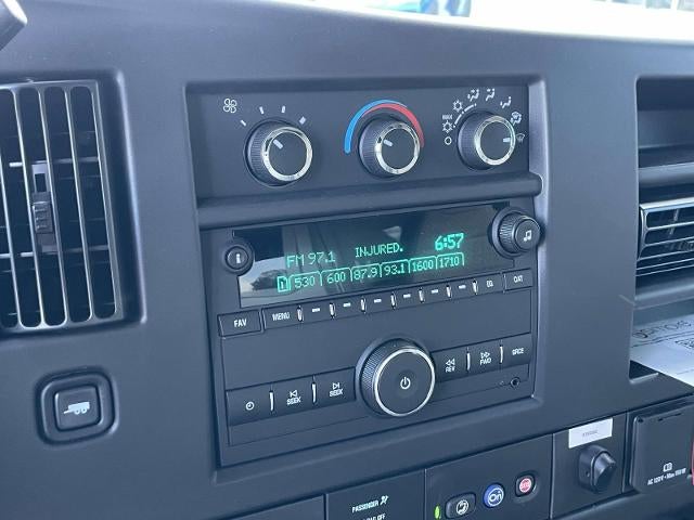 2025 Chevrolet Express Cutaway 3500 3500 Van 139"