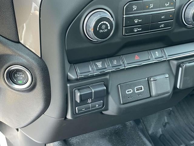 2025 Chevrolet Silverado 3500 HD Chassis Cab 4WD Reg Cab 171" WB, 84.5" CA Work Truck