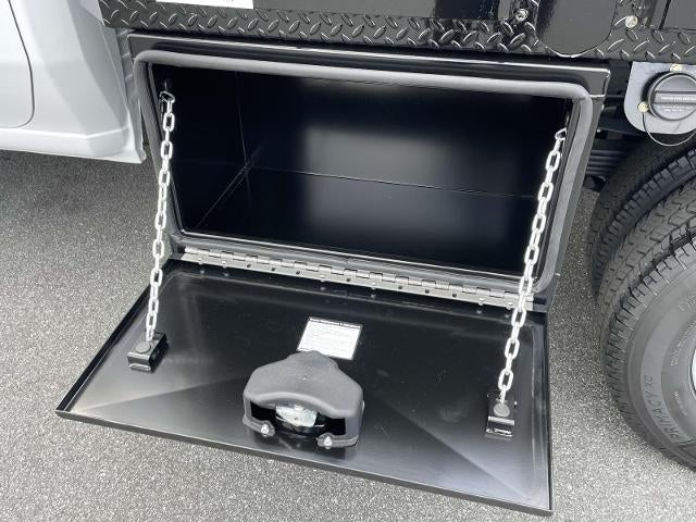 2025 Chevrolet Silverado 3500 HD Chassis Cab 2WD Crew Cab 177" WB, 60" CA Work Truck