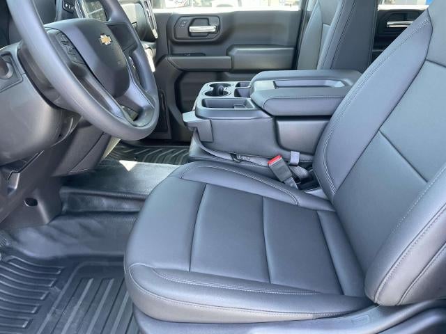 2026 Chevrolet Silverado 3500 HD Chassis Cab 4WD Crew Cab 177" WB, 60" CA Work Truck