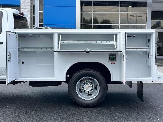2026 Chevrolet Silverado 3500 HD Chassis Cab 4WD Crew Cab 177" WB, 60" CA Work Truck