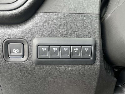 2025 Chevrolet Silverado 3500 HD Chassis Cab 4WD Crew Cab 177" WB, 60" CA Work Truck