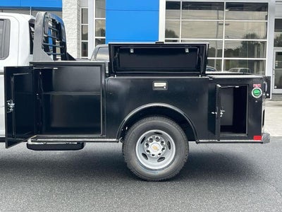 2026 Chevrolet Silverado 3500 HD Chassis Cab 4WD Crew Cab 177" WB, 60" CA Work Truck